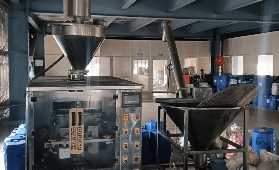 Automatic Powder Packing Machine with Screw Feeder by Authentic Designers – SurplusPack